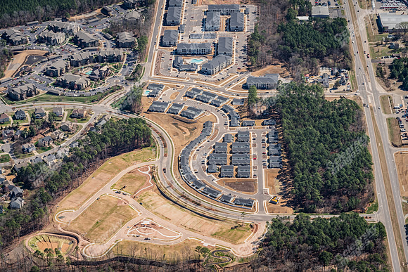 2421-sanders-air05461