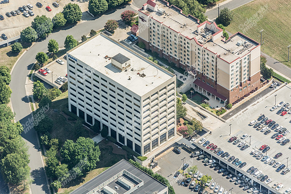 south-park-center-air-7340