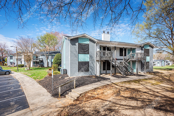 100-woodbend-ext1395