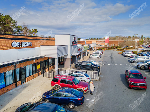 1401-johnson-ferry-drn0625