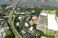 ashley-corp-center-air-3962