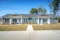 2421-sanders-ext8878