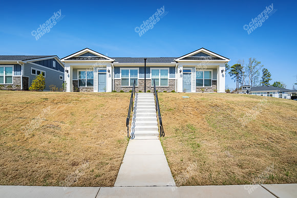 2421-sanders-ext8911