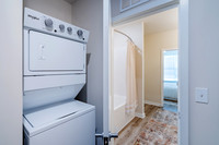 2421-sanders-int9574