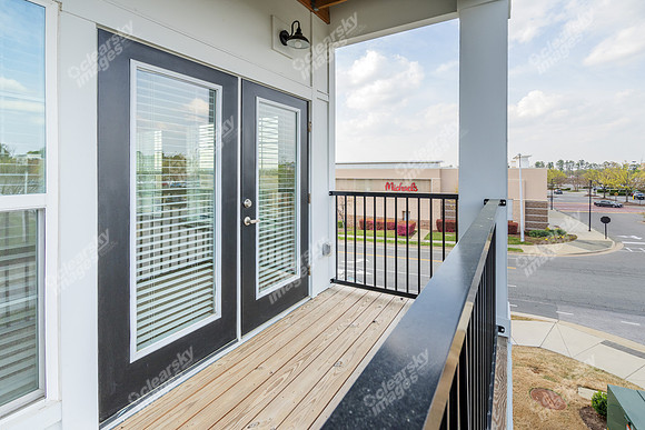 5901-triangle-ext2801