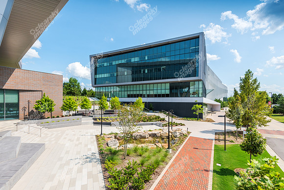 raleigh-stock-ext-0979