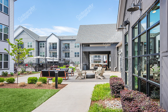821-hanbury-ext5124