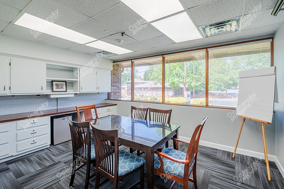 2912-maplewood-int2150