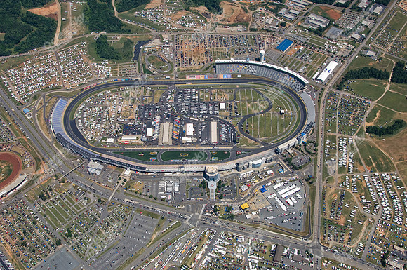 lowes-motor-speedway-411