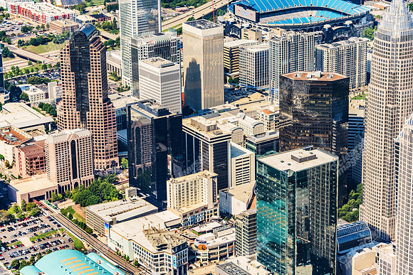 bb&t-bldg-air-5428