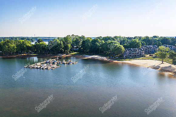 100-n-harbor-drn2064
