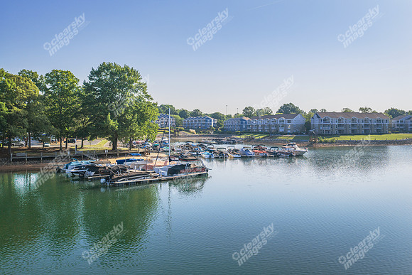 100-n-harbor-drn2123