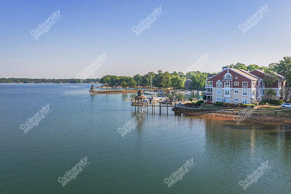 100-n-harbor-drn2128
