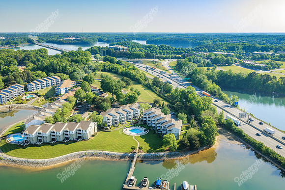 100-n-harbor-drn2145