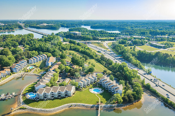 100-n-harbor-drn2148