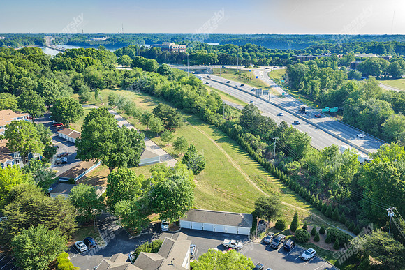 100-n-harbor-drn2173