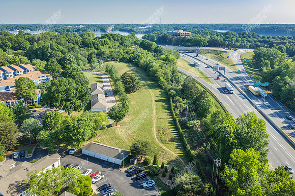100-n-harbor-drn2174