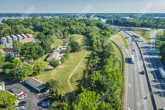 100-n-harbor-drn2175