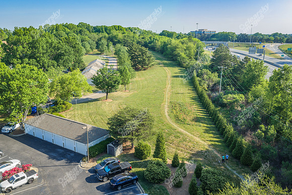 100-n-harbor-drn2181
