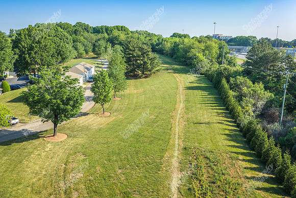 100-n-harbor-drn2182