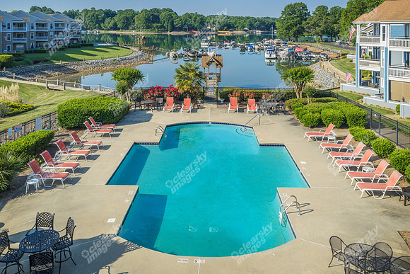 100-n-harbor-drn2198