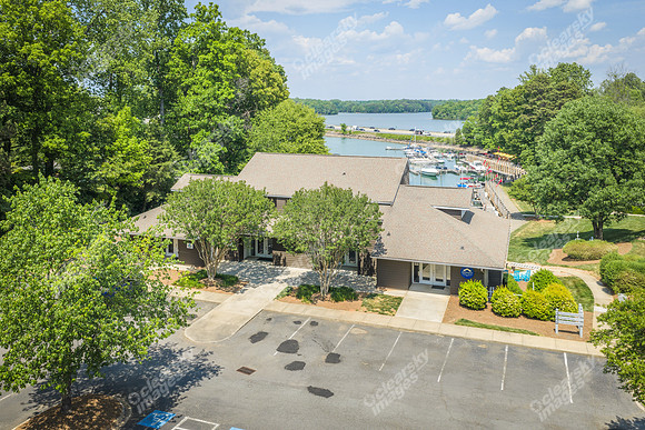 100-n-harbor-drn2206