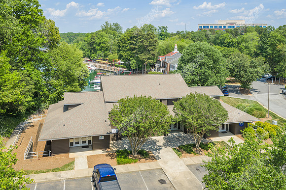 100-n-harbor-drn2209