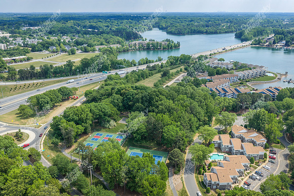 100-n-harbor-drn2239