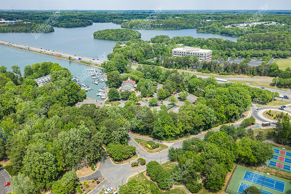 100-n-harbor-drn2245