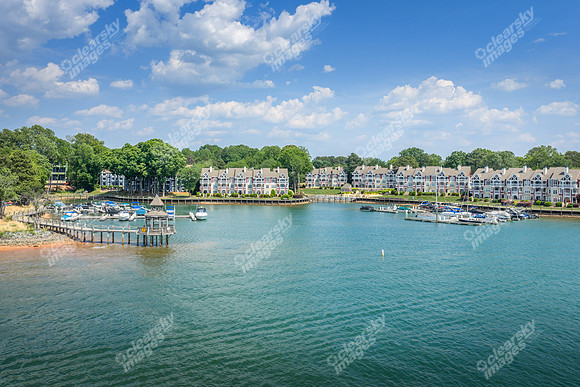 100-n-harbor-drn2284