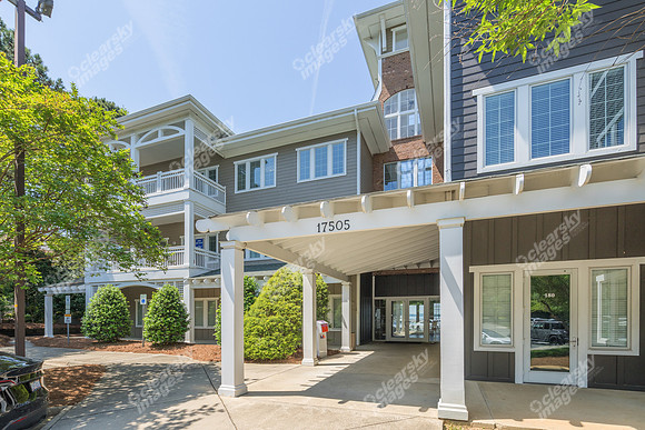 17505-w-catawba-ext4167