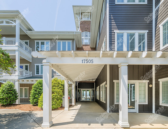 17505-w-catawba-ext4173