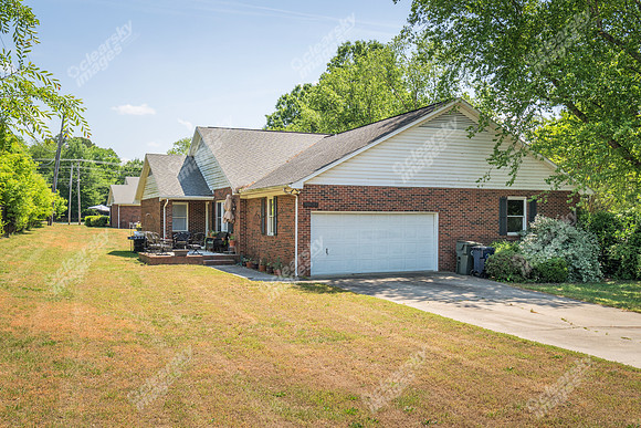 17505-w-catawba-ext4326