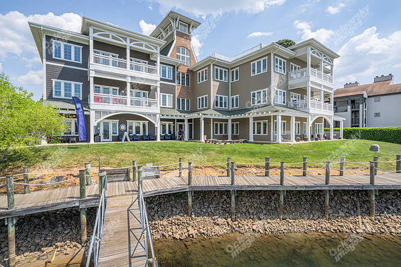 17505-w-catawba-ext4398