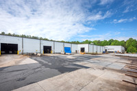 3043-crenshaw-ext7152