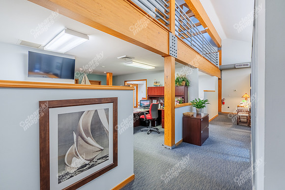 100-n-harbor-int2258