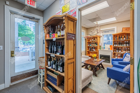 100-n-harbor-int2473