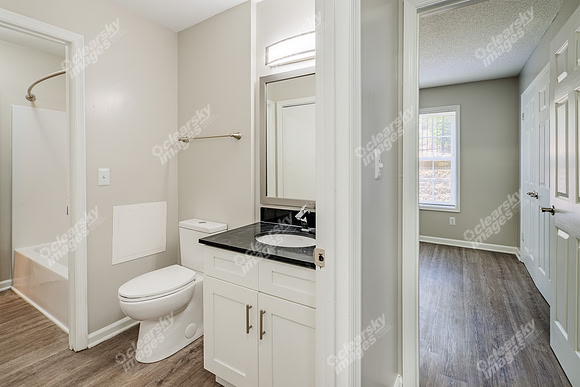 1636-chippendale-int1600