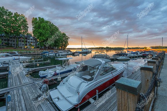 100-n-harbor-twi3001