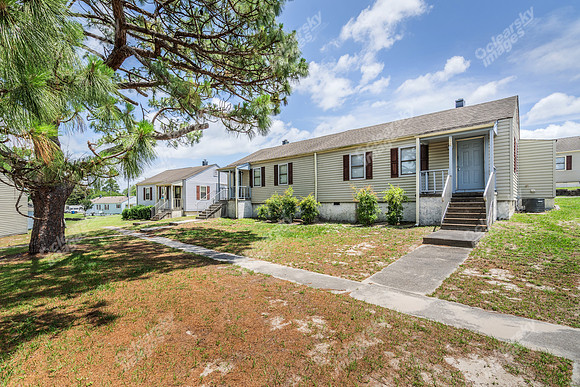 1519-lake-ext2569