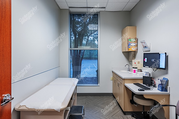 15825-ballantyne-int3638