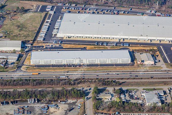 2301-commerce-air9799