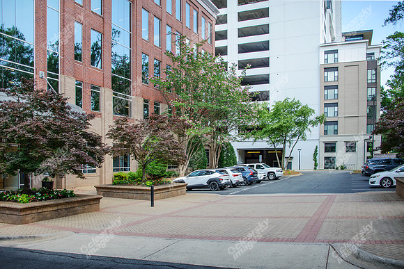 615-e-morehead-ext3708