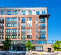 222 N West
