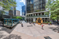 101 S Tryon