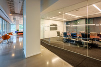 330-s-tryon-int2706