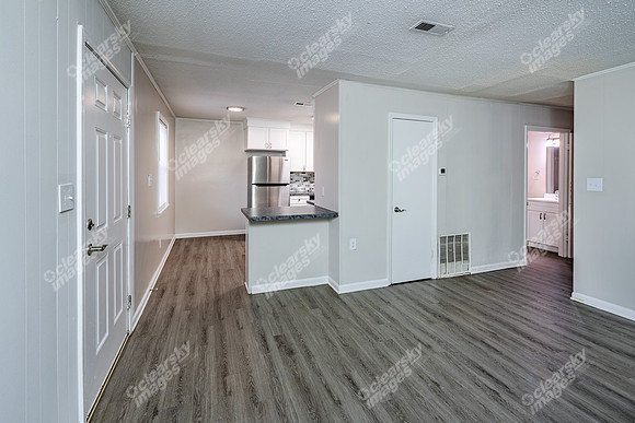 3646-cedar-int2889