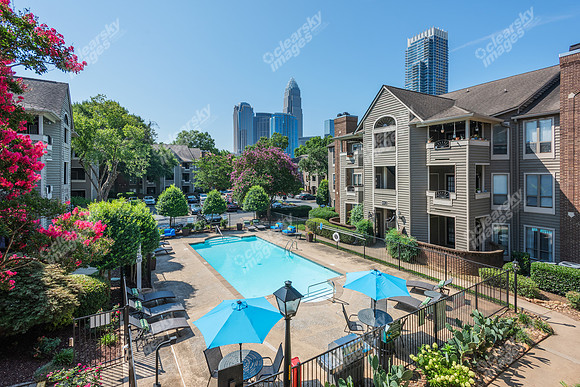517-w-8th-ext3242