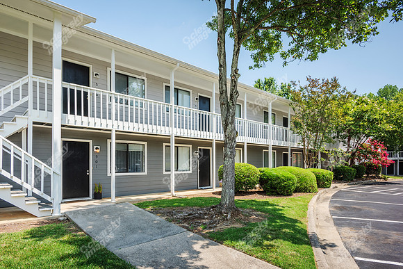 900-brookwood-ext3513
