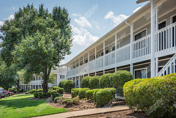 900-brookwood-ext3568